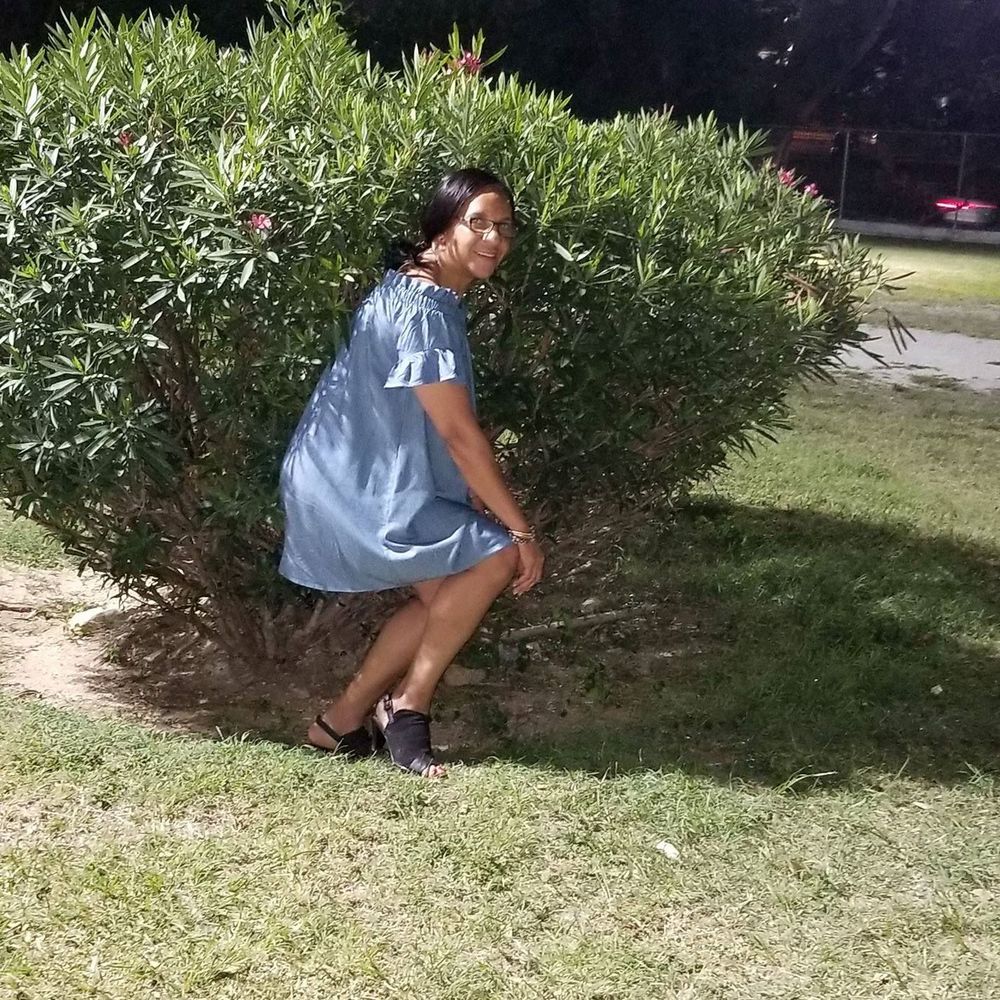 Meet your Posher, Claudia